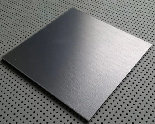 AMS 5514 ASTM A240 Hoja de acero de 0,3 mm 305 UNS 30500 No 4 Superficie